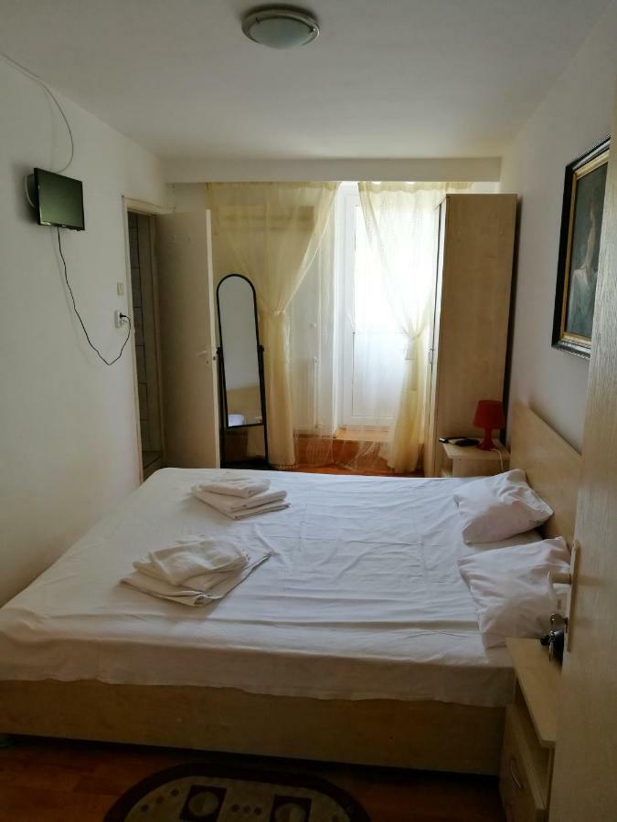 Hotel Dona Mamaia Luaran gambar